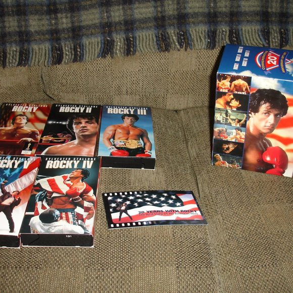 Classice Rocky Commemorative 20th Anniversary Gift Set VHS - Complete Set !!!! - Picture 1 of 7